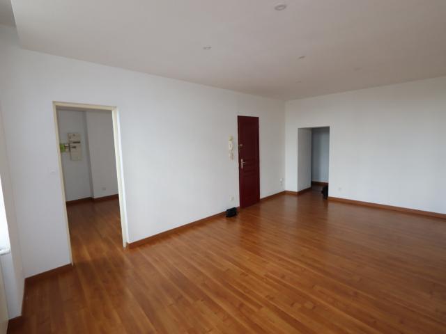 Appartement location à Cosne-Cours-sur-Loire, La Charité-sur-loire