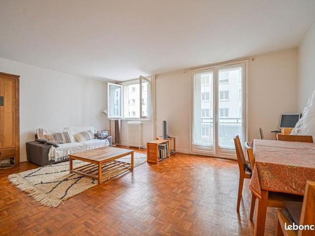 Appartement vente à Paris, Île-de-France