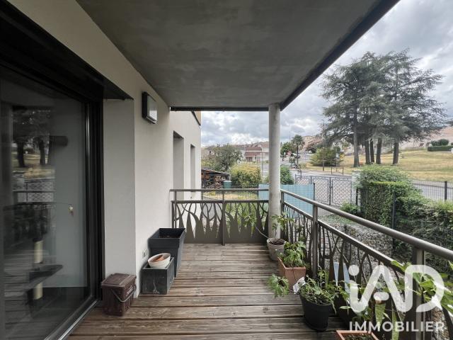 Appartement vente à Saint-Paul-en-Jarez, Loire
