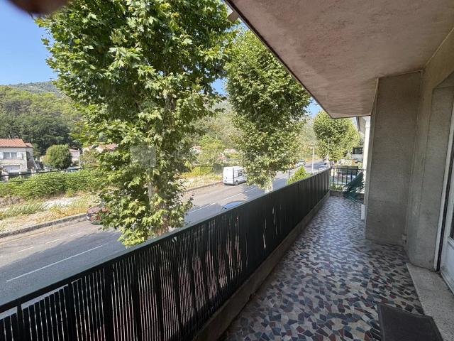 Appartement vente à Saint-Roch, Contes