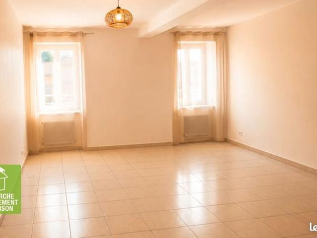 Appartement vente à La Tour-du-Pin, Chavanoz