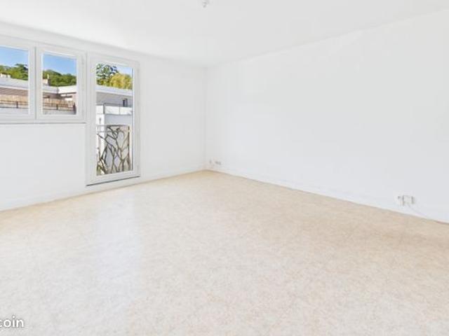 Appartement vente à Saint-Cyr-l'École, Yvelines