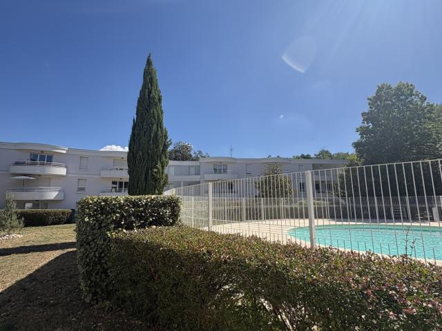 Appartement vente à Zone Activité Moulerens, Gradignan