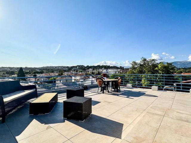 Appartement vente à Grasse, Villeneuve-loubet