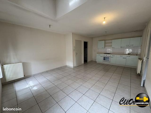 Appartement vente à Louhans-Châteaurenaud, Louhans