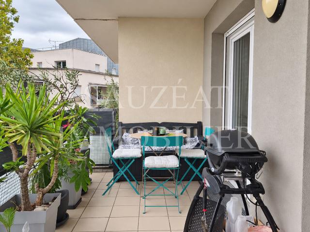 Appartement vente à Porte d'En Bas, Bagneux