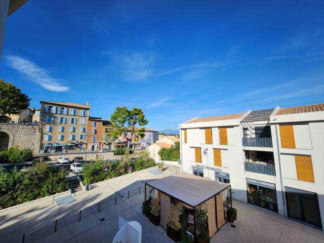 Appartement vente à Châteauneuf-de-Gadagne, Vaucluse