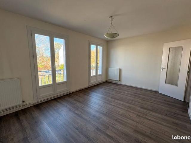 Appartement vente à L'Île-Bouchard, Indre-et-Loire
