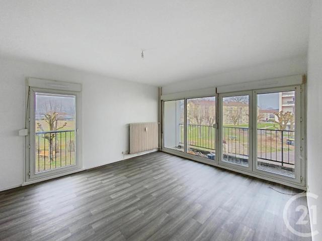 Appartement vente à Neufchâteau, Vittel