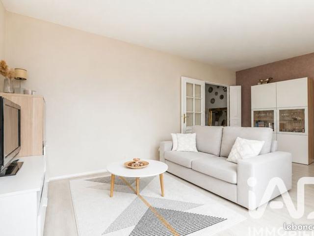 Appartement vente à Melun, Combs-la-ville