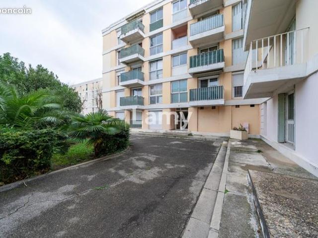 Appartement vente à Aix-en-Provence, Salon-de-provence