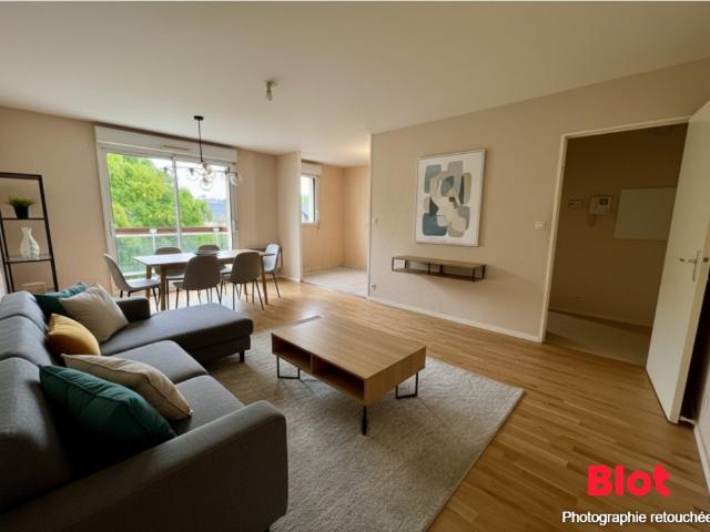 Appartement vente à Parc d'Activités La Gautrais, Montauban-de-Bretagne