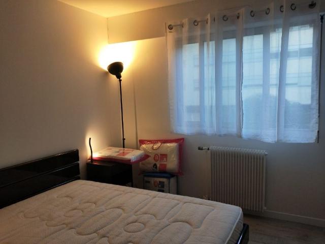 Appartement location à France métropolitaine, Courbevoie