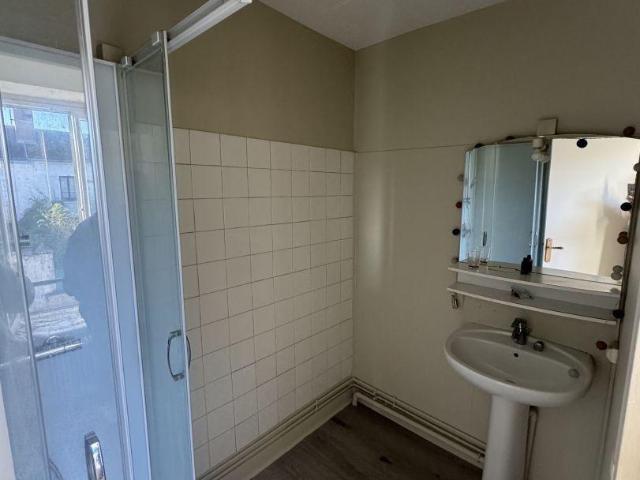 Appartement location à Saint-Denis-de-l'Hôtel, Loiret