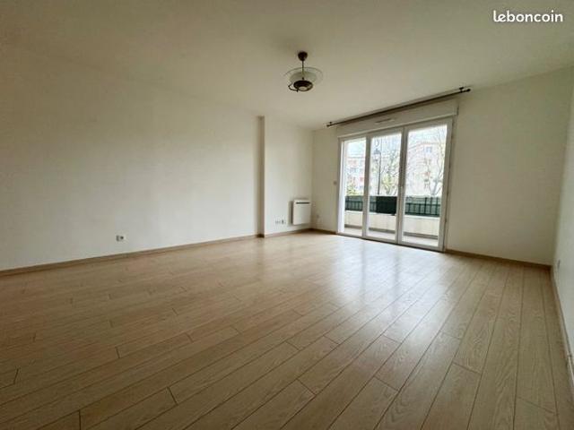 Appartement vente à Créteil, Le Plessis-trévise