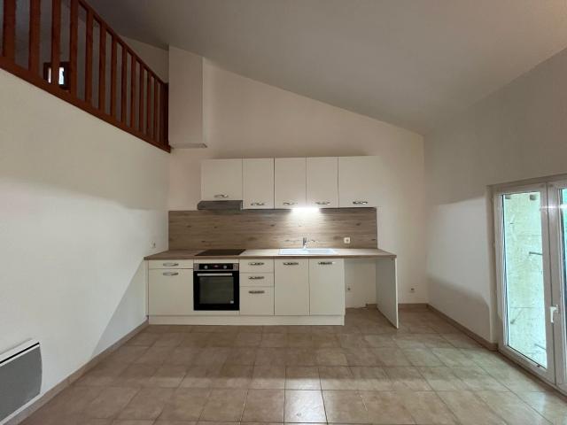 Appartement location à Arles, Plan-d'orgon