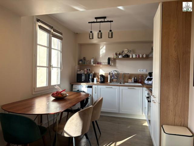 Appartement vente à Le Camp Américain, Beaune