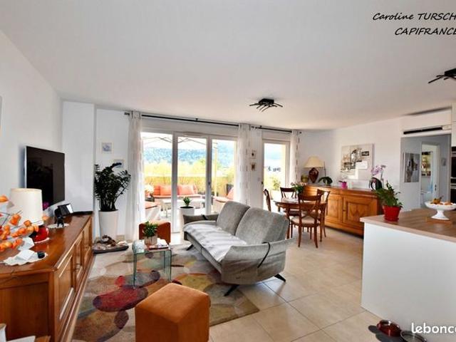 Appartement vente à Arrondissement de Toulon, Solliès-pont