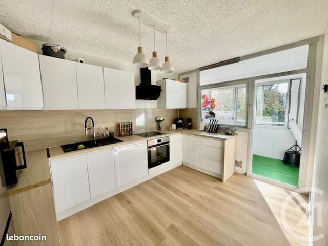 Appartement vente à Privas, Saint-priest