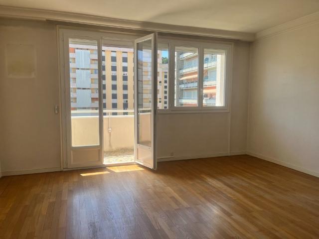 Appartement vente à Saint-Étienne, Saint-etienne