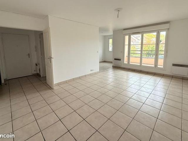 Appartement vente à Étampes, Etampes
