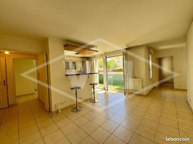 Appartement vente à Melun, Combs-la-ville