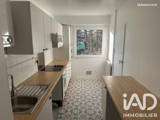Appartement vente à Évry, Petit-bourg