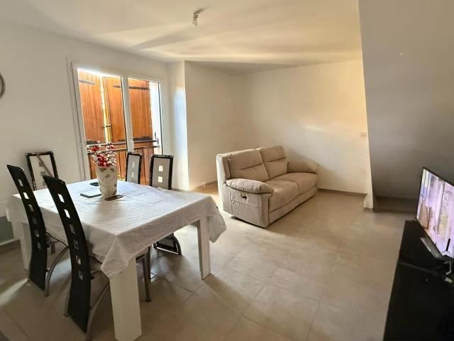 Appartement location à Nîmes, Meynes