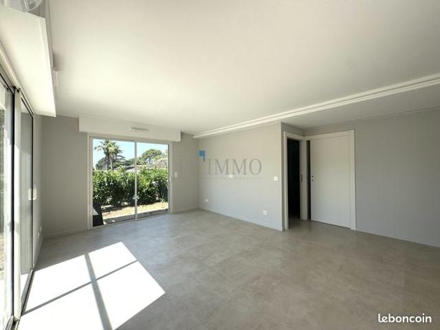 Appartement vente à Arrondissement de Draguignan, Saint-raphaël