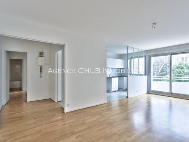 Appartement location à France métropolitaine, Suresnes