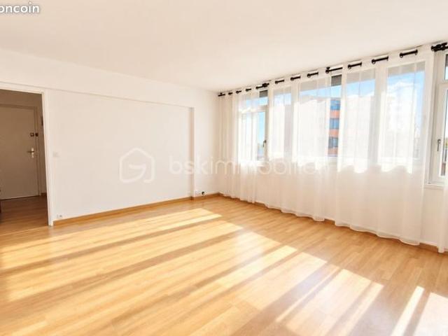 Appartement vente à Guyancourt, Yvelines