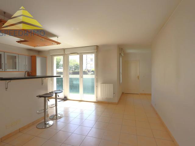 Appartement vente à Melun, Combs-la-ville