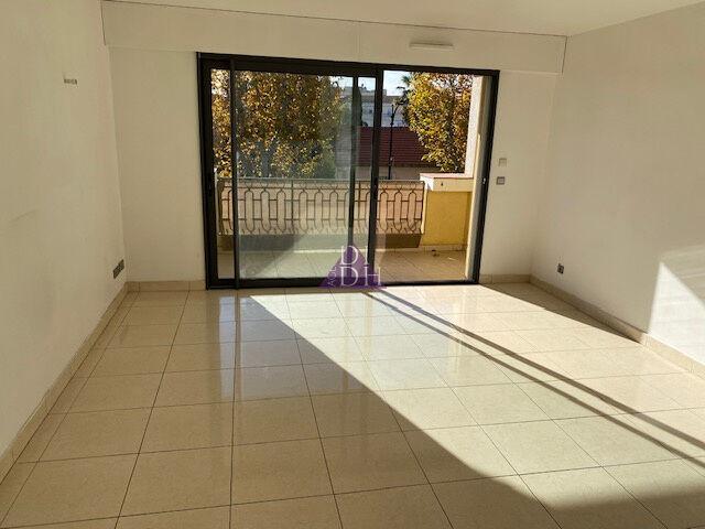 Appartement location à Arrondissement de Toulon, Hyères