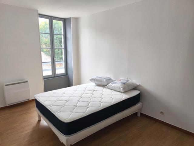 Appartement location à Saint-Jean-d'Angély, Courcelles
