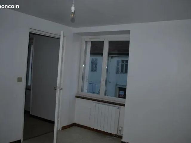 Appartement location à Les Quatre Vents, Montmarault