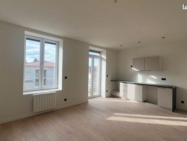 Appartement vente à Yssingeaux, Saint-just-malmont