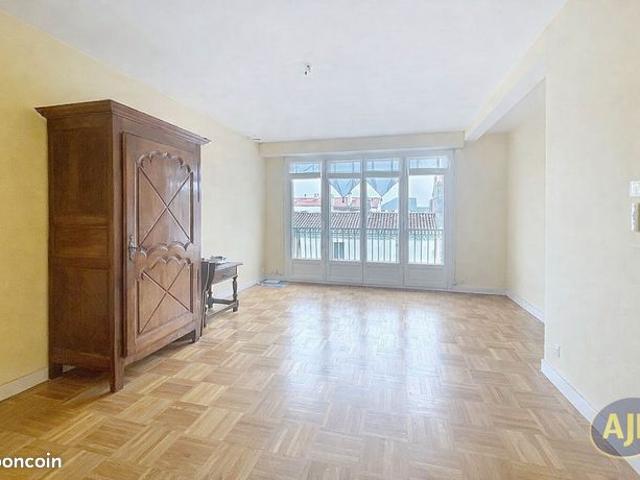 Appartement vente à La Roche-sur-Yon, La Roche-sur-yon