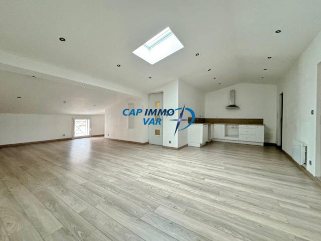 Appartement vente à Arrondissement de Toulon, Le Beausset