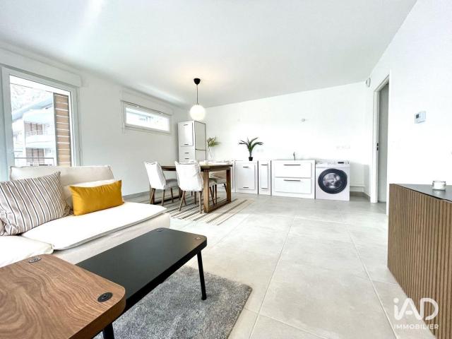 Appartement vente à Zone d'activités de la Falaise, Sassenage
