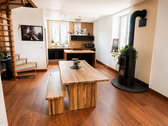 Appartement vente à Saint-Étienne-de-Saint-Geoirs, Isère