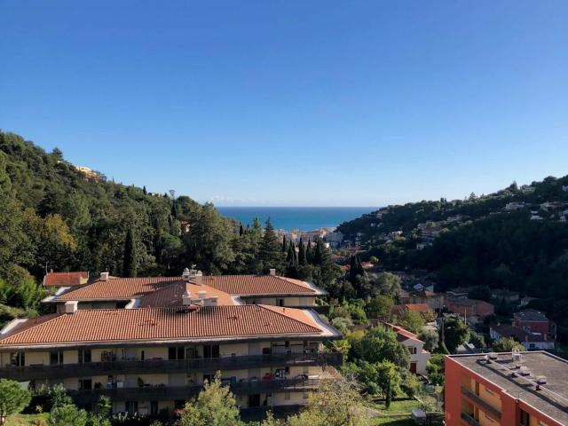 Appartement location à Menton, Alpes-Maritimes
