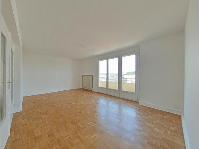 Appartement location à Saint-Étienne, Saint-etienne