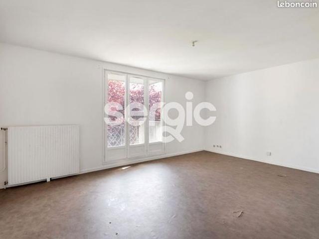 Appartement vente à Évry, Petit-bourg