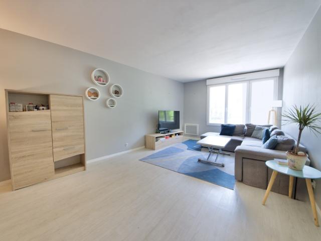Appartement vente à Quartier Bords et Val de Seine / Les Arches, Issy-les-Moulineaux
