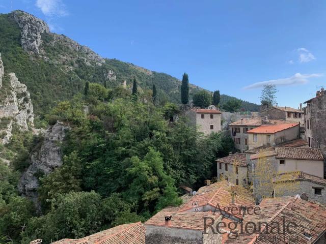 Appartement vente à Nice, Peille