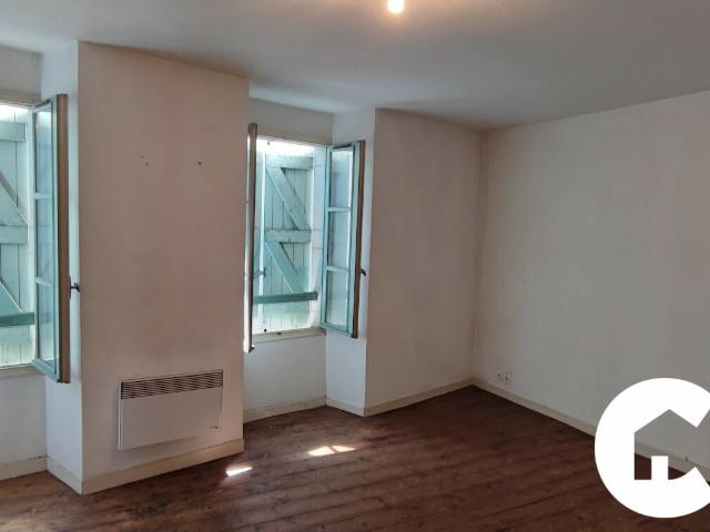 Appartement vente à Oloron-Sainte-Marie, Oloron-sainte-marie