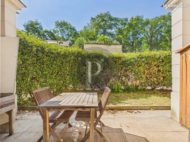 Appartement vente à Le Plessis-Robinson, Hauts-de-Seine