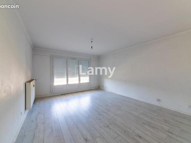 Appartement vente à Angoulême, Aignes-et-puypéroux