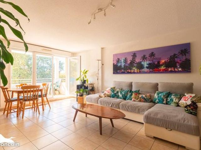 Appartement vente à Saint-Caprais-de-Bordeaux, Gironde