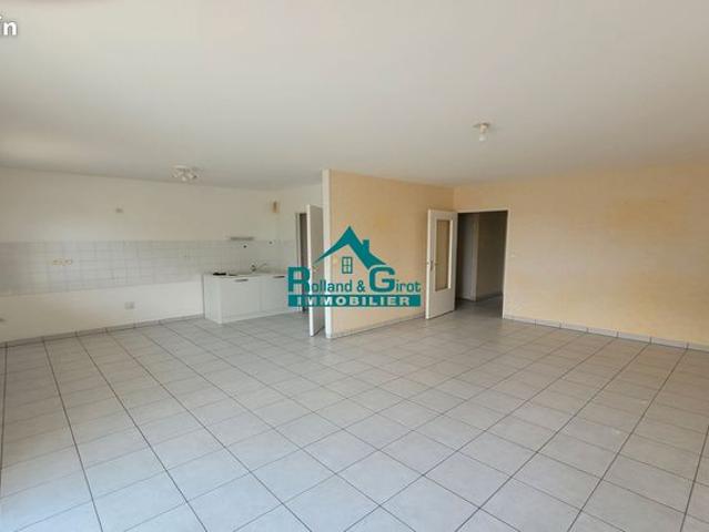 Appartement vente à Saint-Aubin-d'Aubigné, Ille-et-Vilaine